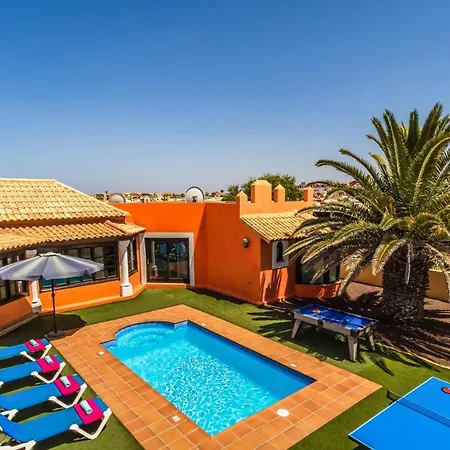 Villa Duna Mar By *